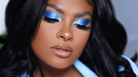 blue eyeshadow on dark skin.